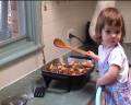 Video of Breanna helping mummy cook (25 months). 3,069,748 bytes long. Dated 29&nbsp;Apr&nbsp;01 10:48pm (format MPEG-1).